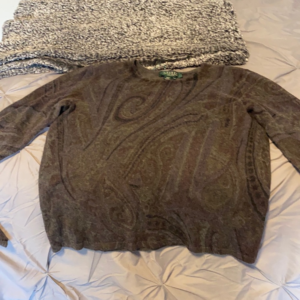 Long sleeve shirt
